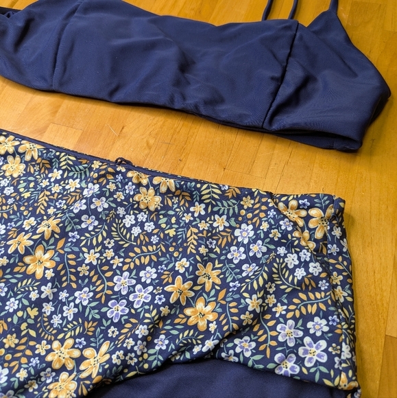 Quintsoul Scoop Neck Solid Blue Top & Floral Highrise Reversible Bottoms Size S - Picture 10 of 15